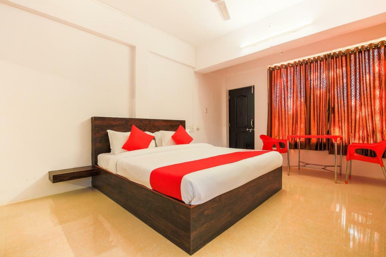 Отель Oyo 16582 Oshin Holiday Care Маргао Экстерьер фото