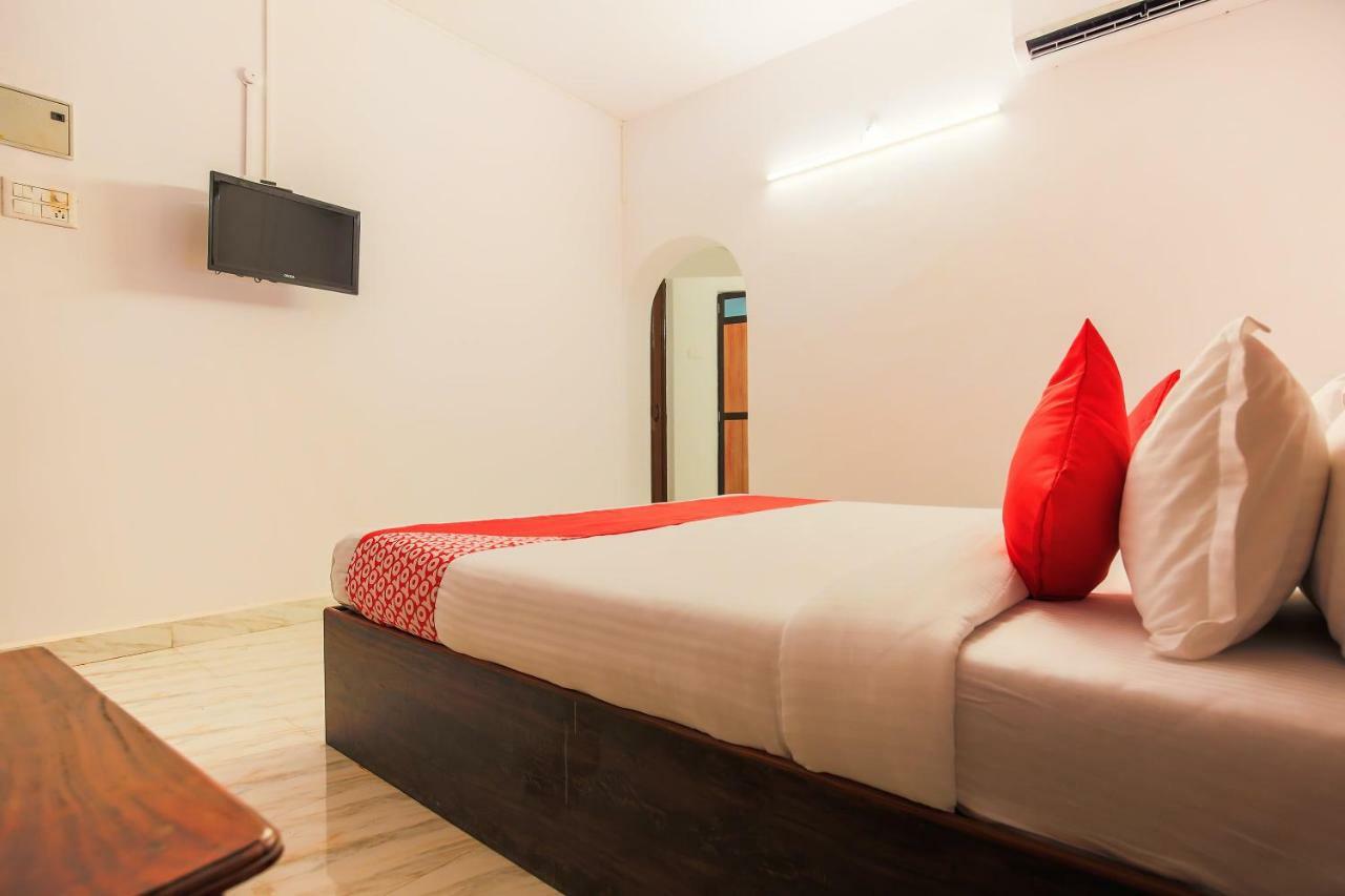 Отель Oyo 16582 Oshin Holiday Care Маргао Экстерьер фото